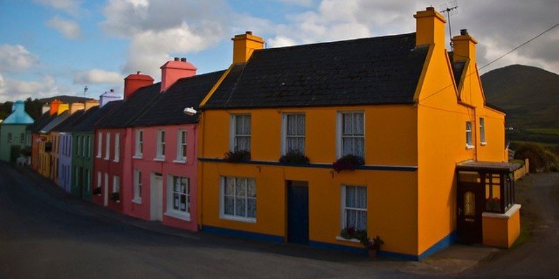 Constructing a Historical Income Distribution Series for Ireland  