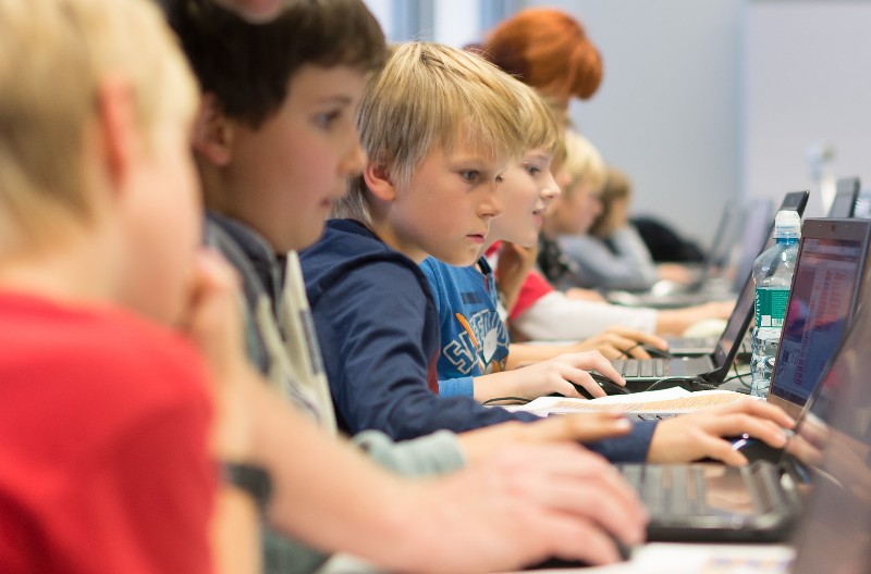 BIS students mentor CoderDojo classes