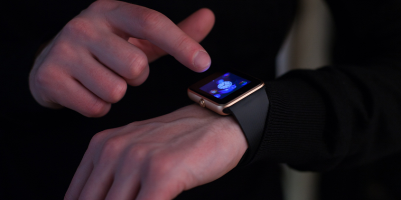 New Study Illuminates What Drives Smartwatch Use and Health Data Sharing Comfort Levels