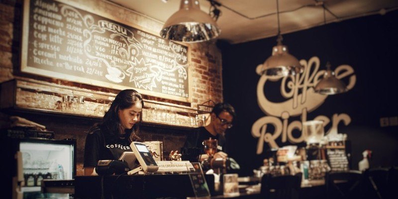 Social media use in the artisanal food sector