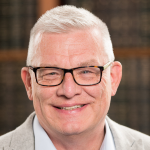 Dr JB McCarthy