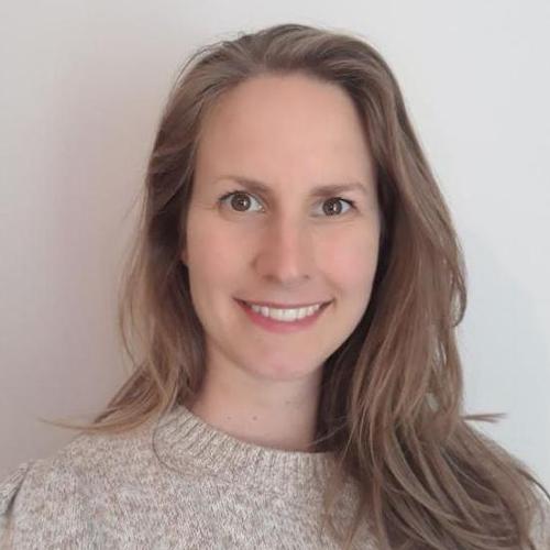 Dr Mara van Twuijver